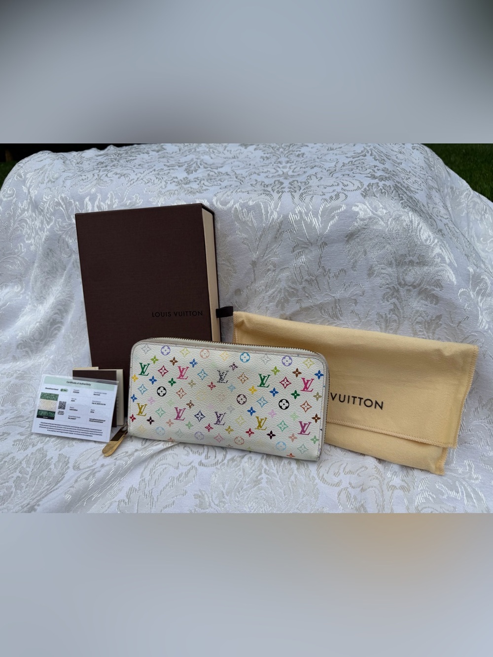 Louis Vuitton x Takashi Murakami Monogram Multicolor Zippy – White/Pink - COA